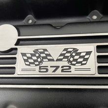 Load image into Gallery viewer, Big Block Chevy 572 Flag Logo Valve Covers & 14" Air Cleaner - Black
