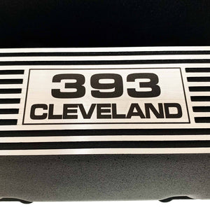ford 393 cleveland valve covers, black, ansen usa, close up view