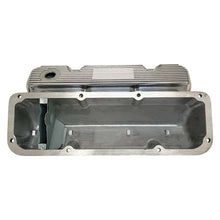 Load image into Gallery viewer, Ford 351 Cleveland - Cougar Logo - Finned Valve Covers - Polished