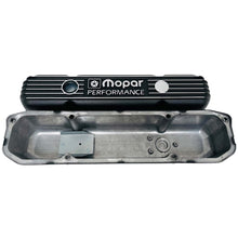 Load image into Gallery viewer, Mopar 383, 400, 440 Diecast Logo Valve Covers - New Old Stock - Black