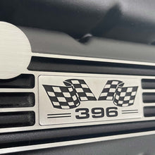 Load image into Gallery viewer, Big Block Chevy 396 Flag Logo Valve Covers - Black