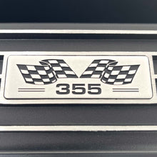 Load image into Gallery viewer, Small Block Chevy 355 Flag Logo Valve Covers &amp; 14&quot; Air Cleaner - Black
