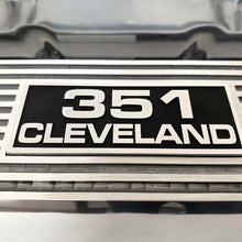 Load image into Gallery viewer, Ford 351 Cleveland Valve Covers - Style 2 - Polished