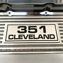 Load image into Gallery viewer, Ford 351 Cleveland Valve Covers - Style 1 - Polished