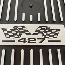 Load image into Gallery viewer, 427 Big Block Chevy Classic Finned Valve Covers &amp; 13&quot; Air Cleaner Kit - Flag Logo - Black