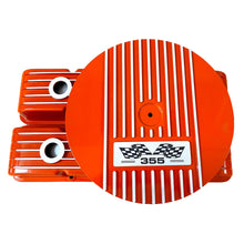 Load image into Gallery viewer, Small Block Chevy 355 Finned Valve Covers &amp; 13&quot; Round Air Cleaner Kit - Orange